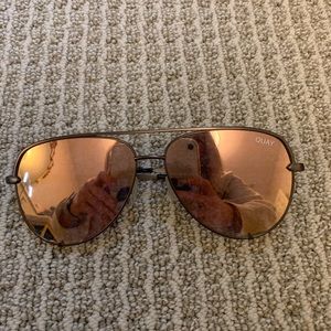 QUAY SUNGLASSES